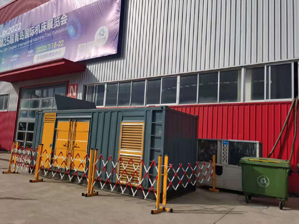 巴里坤一起发电机滑环环火停机事件分析报告
